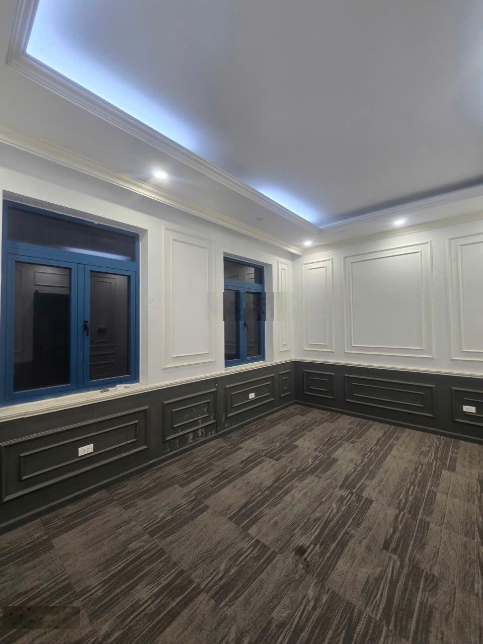 Cực hiếm 90m2 vạn phúc, hà đông. mặt tiền 5.1m, dài 18m, vừa ở vừa kinh doanh, thang máy nhập khẩu