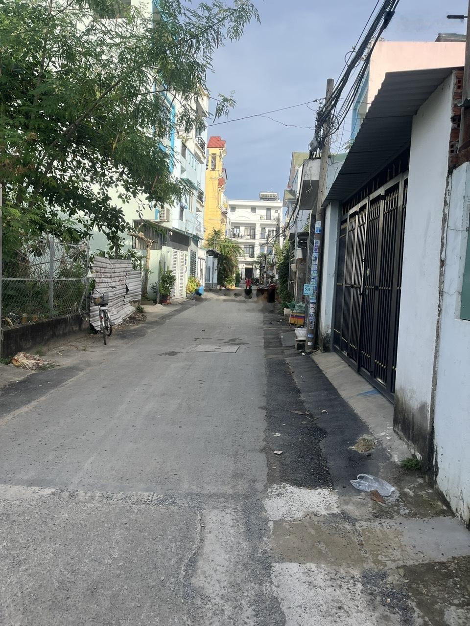 Đất trống 118m2 ( 5 x 23.6m ) , mặt đường số , Gần Công Viên , Quận 2 cũ ,