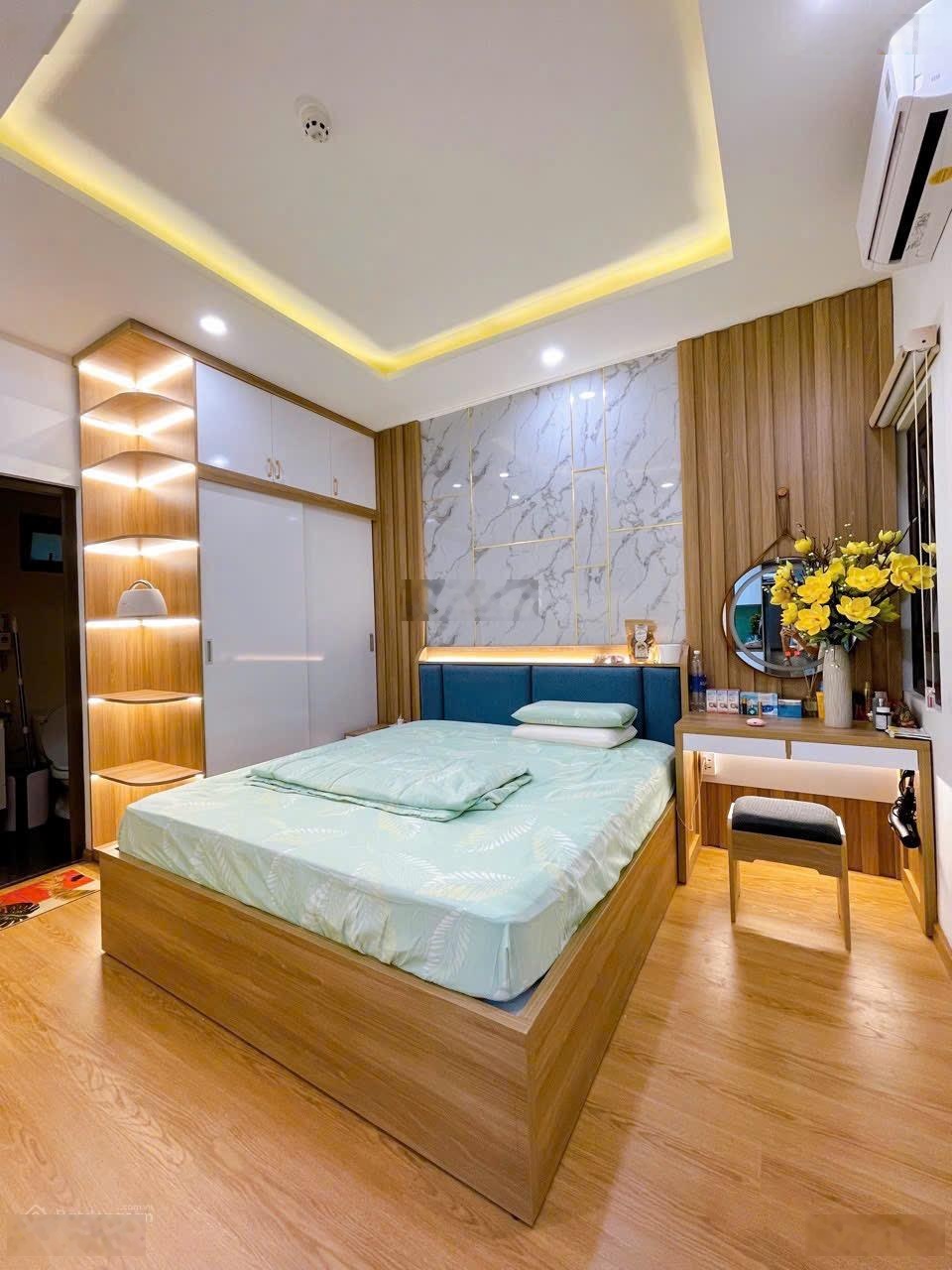 Bán căn hộ SSH09 view biển nhìn Vinpearl