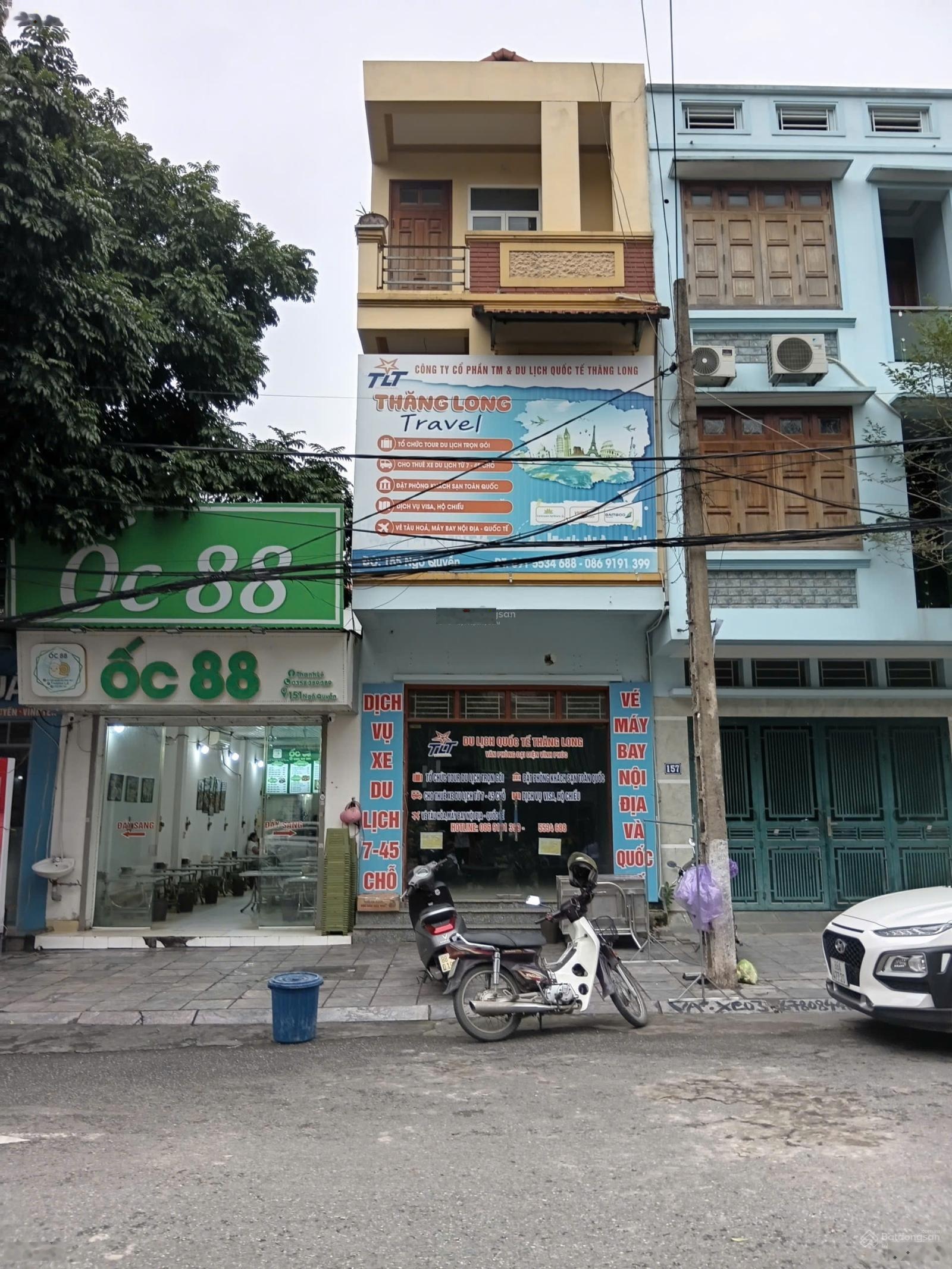 Cần bán căn nhà 3 tầng Mặt đường Ngô Quyền. Ngô Quyền, Vĩnh Yên cũ