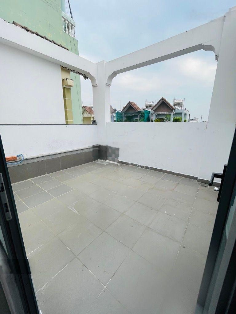 Nhà 4 x 20m - xây 4 tầng - đường số 42 - p. bình trưng đông