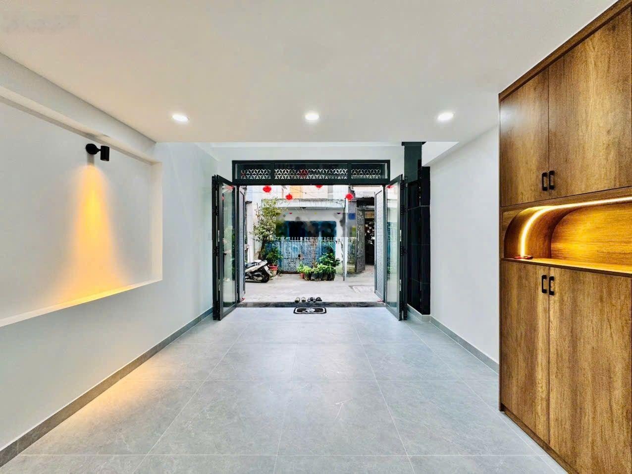 Hẻm 1/ ngắn Đường Số 51, P. An Hội Tây (P.14 cũ). Cách ngã tư Phạm Văn Chiêu- Quang Trung chỉ 300m