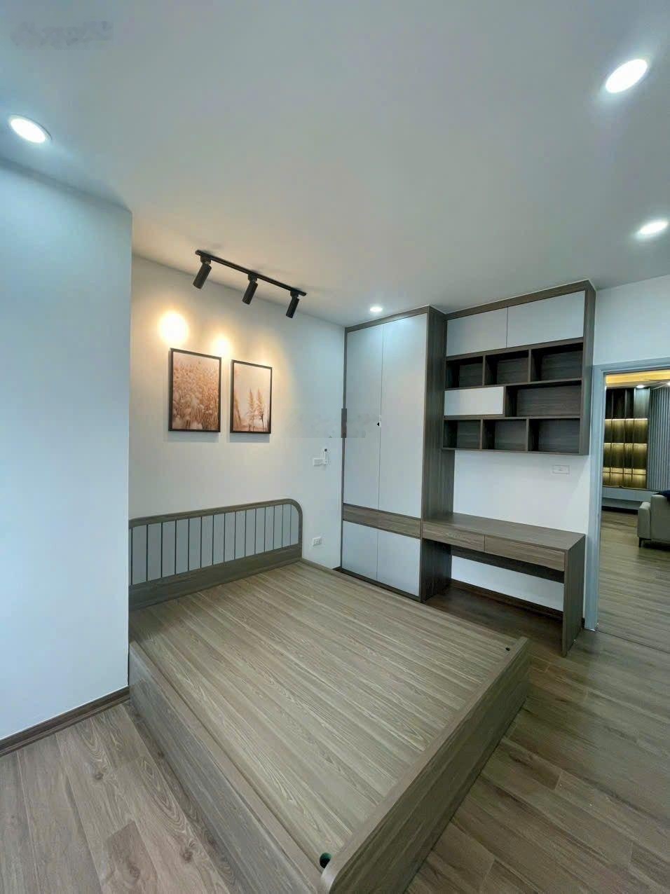 Bán CC siêu hot tại Bình Vượng Tower, 7,4 tỷ, 148m2, 4PN, 3WC, full nội thất