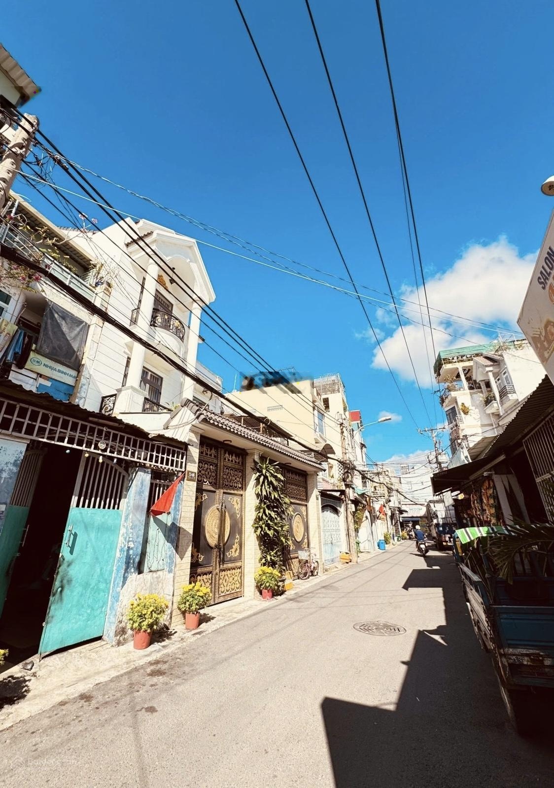 Nhà MT Phước Long B - 3PN - Chỉ 4.95 tỷ Vừa ở và kinh doanh tại nhà - MT đường 359