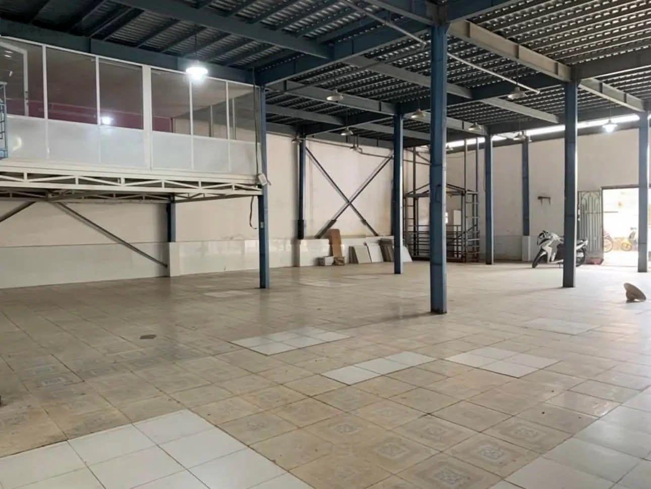 Chính Chủ Cho Thuê Nhà Xưởng Q12 Giáp Gò Vấp. Dt: 14x20m. Có gác 220m