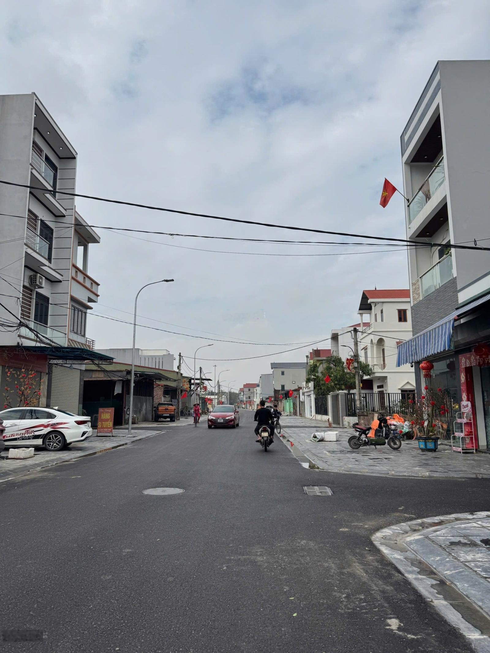 Cc bán 50m2 đất đông anh ,gần đại dự án đa mục tiêu,kcn 300ha,giá nhỉnh 2tỷ