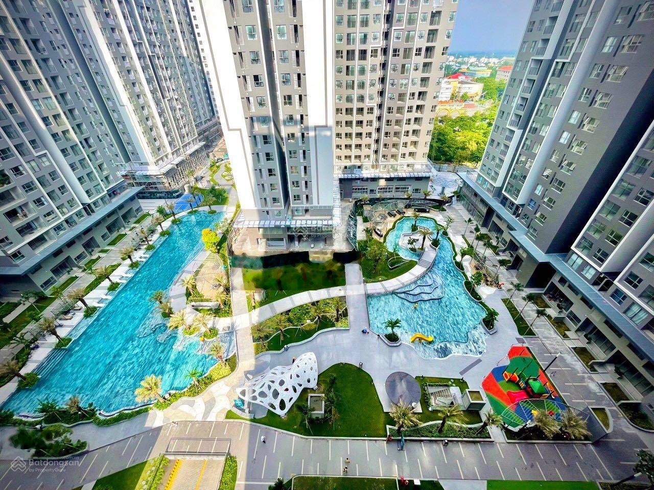 Cần bán căn có sổ hồng 75m2 (2PN + 2WC) giá 3.280 tỷ, view nội khu - nhận nhà ở ngay