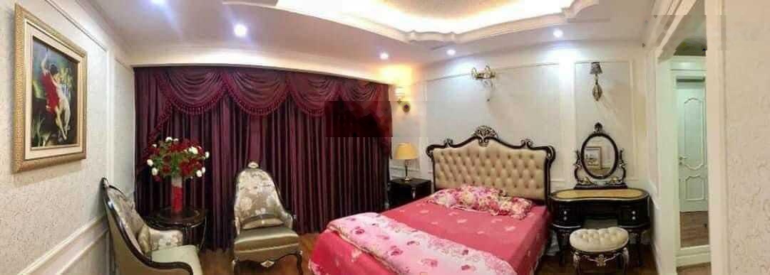 Cho thuê căn hộ Eurowindow Trần Duy Hưng 120m, 3 ngủ sửa 2wc, full đồ giá 20 tr LH 0918682528