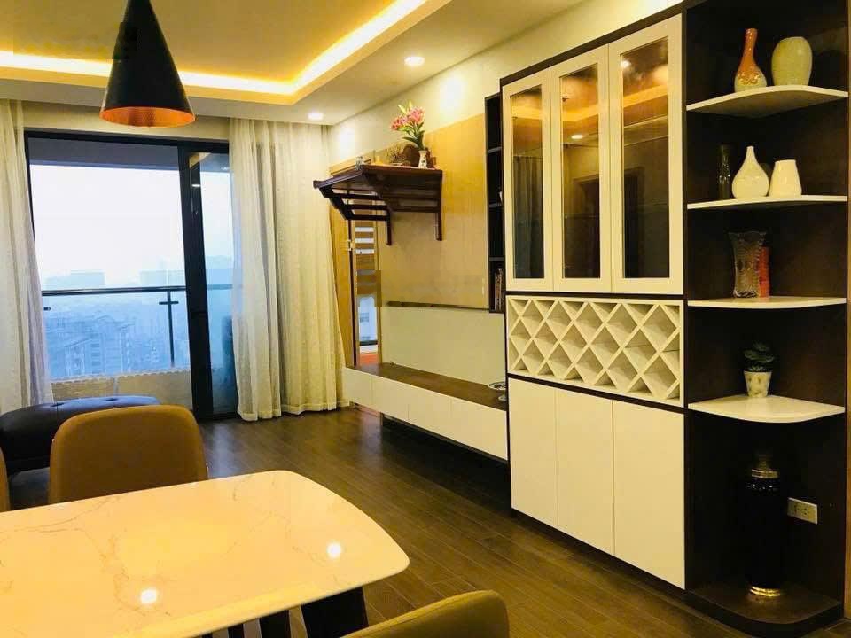 Hiếm! bán gấp căn 132m TK 3 ngủ 3 WC tòa C14 Bắc Hà nội thất full giá 8.85 tỷ có TL