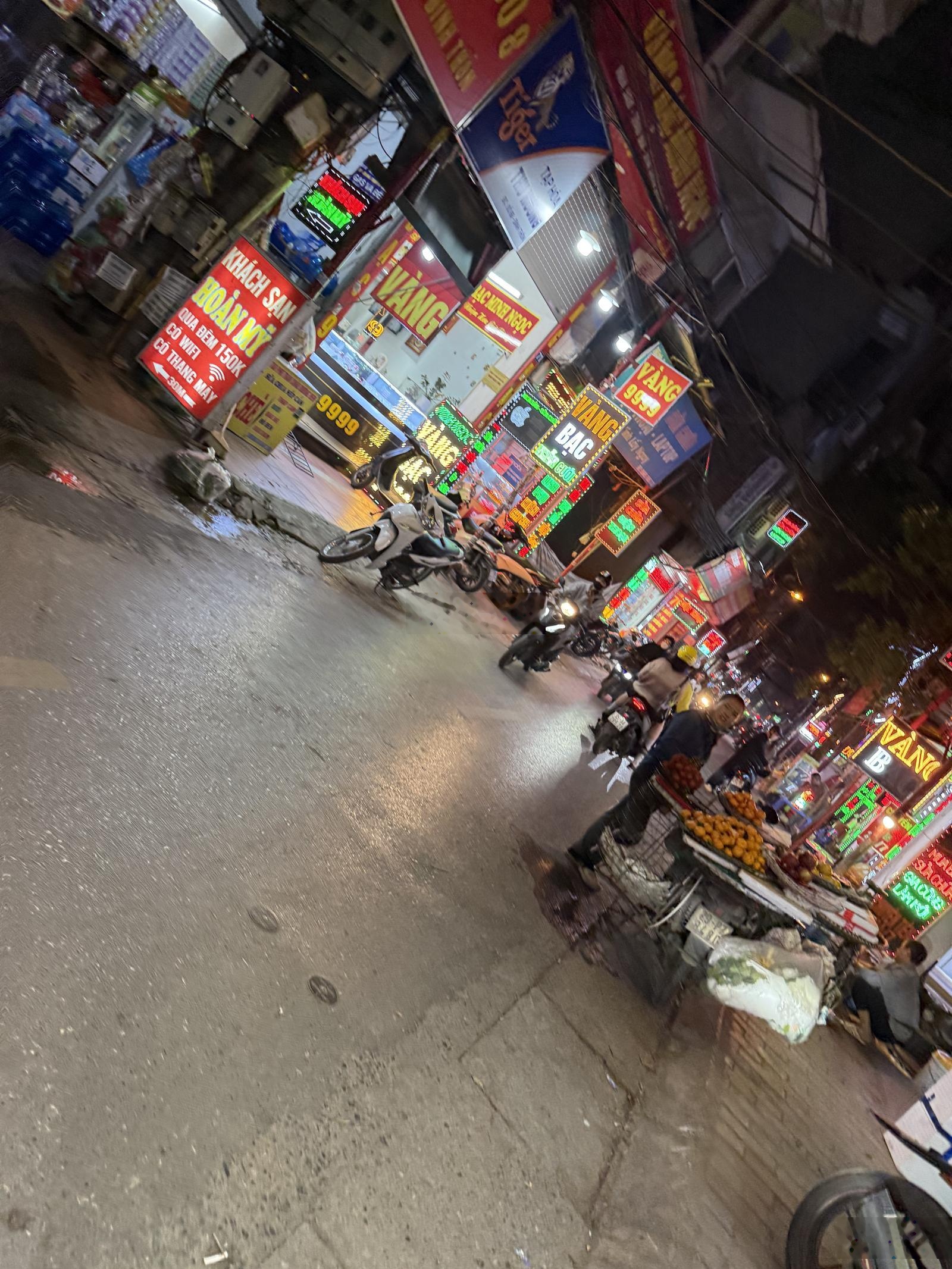 Mảnh đất hiếm, lô góc mặt phố Đình Thôn 88 tỷ - 211m2, mặt tiền 9,5m - trung tâm Mỹ Đình