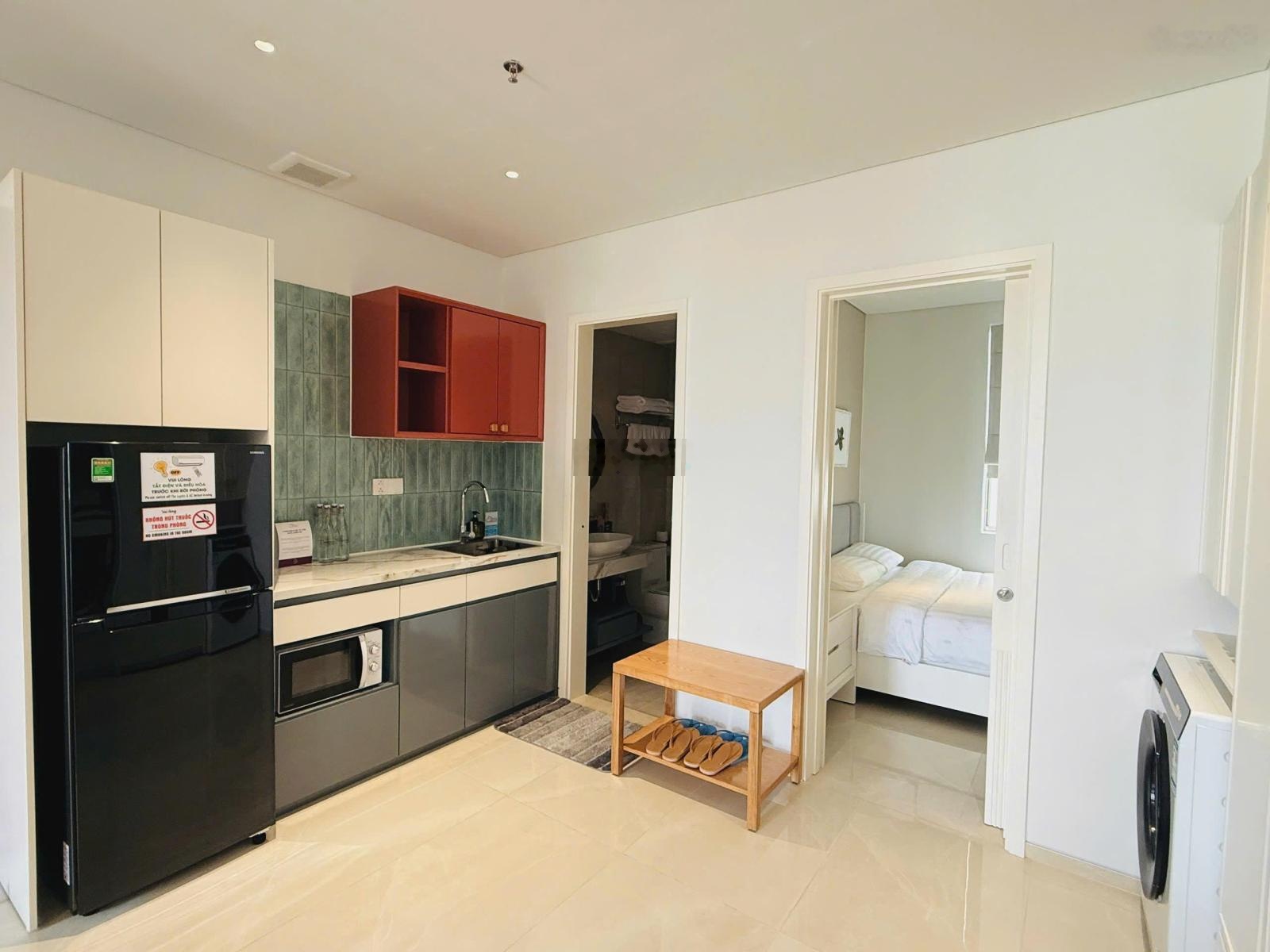 Bán tòa căn hộ Dương Đình Nghệ, Sơn Trà, 180m2 ngang 9m 11 tầng. Ra biển 300m, DT 4,2 tỷ/năm