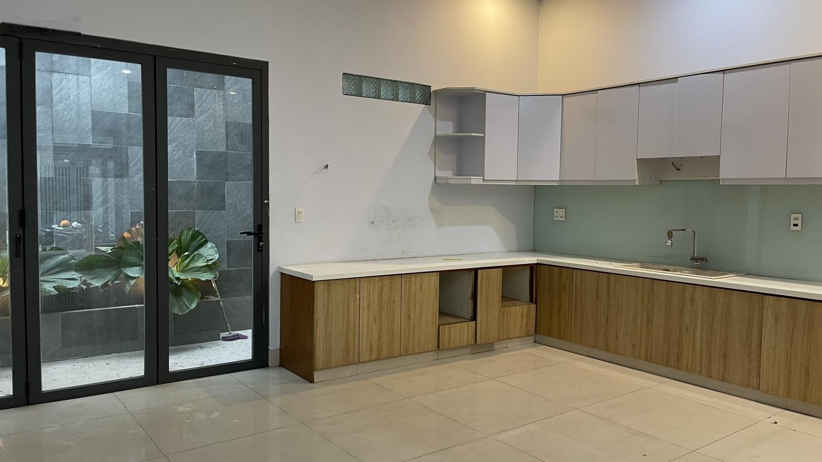 Biệt thự 4 tầng mặt tiền 6m (6x15m) khủng gần aeon tân phú chỉ 8,x tỷ 6pn - hương lộ 3