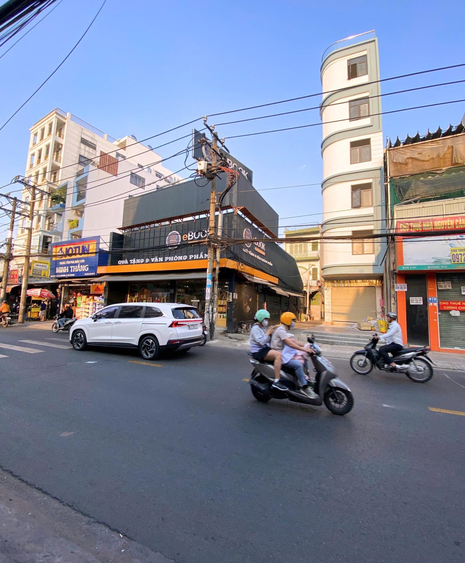 Cho thuê mặt bằng kinh doanh tầng trệt mặt tiền âu cơ gần trường chinh - 30tr/tháng (chính chủ)