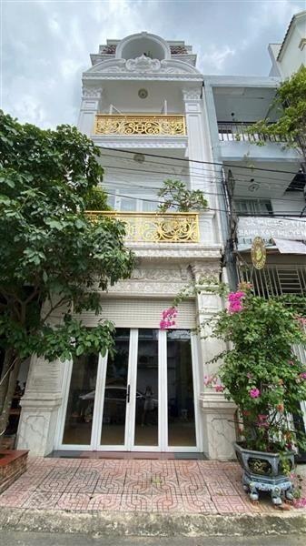 Bán Nhà riêng tại Lê Văn Việt, 8,6 tỷ, 57m2, 4PN, 4WC, pháp lý đầy đủ, giá ưu đãi, uy tín