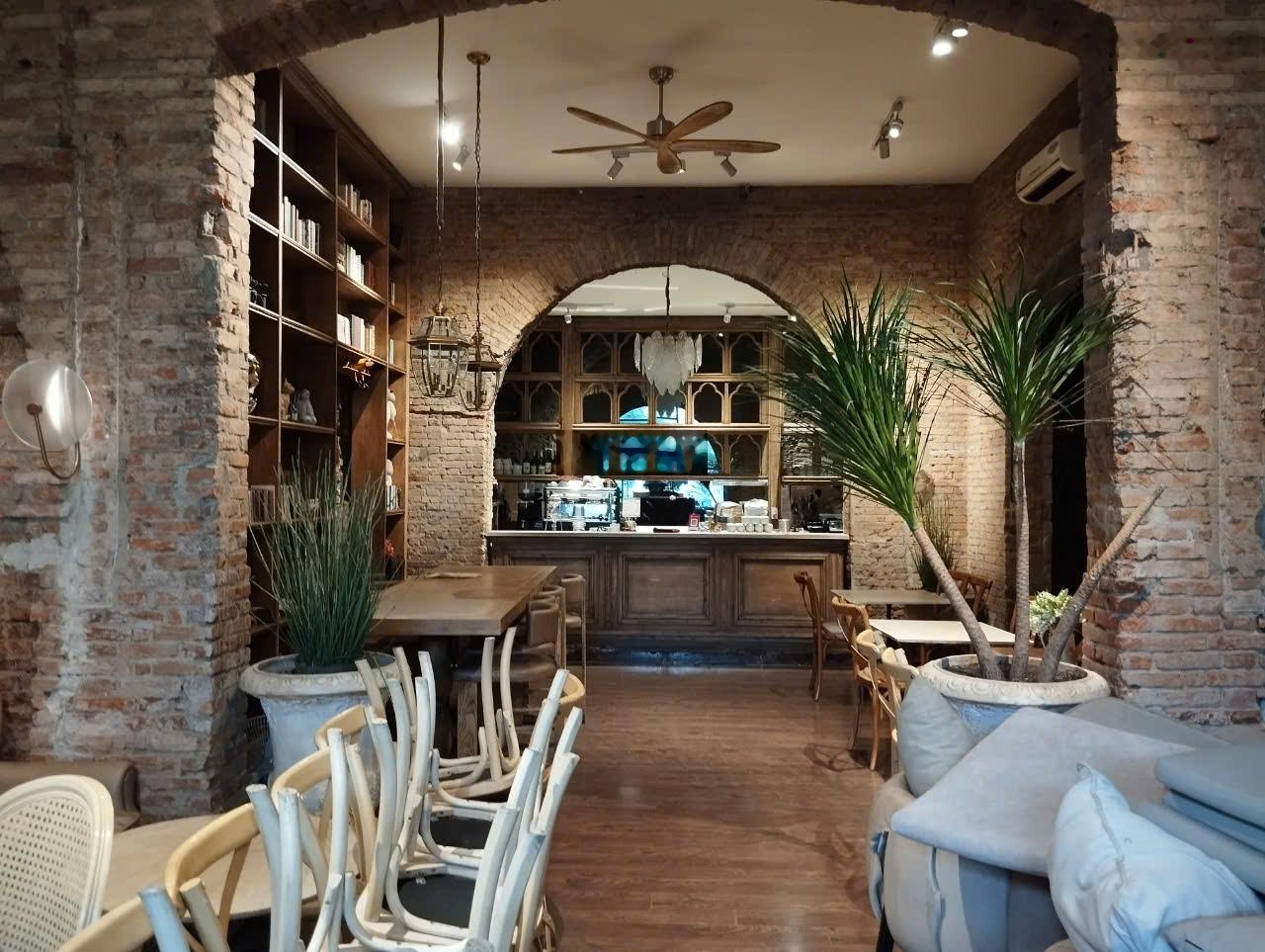 Khuôn đất lớn 230 Pasteur, Quận 3, DT: 21x25m công nhận 580 m2, giá 160 tỷ HĐT : 180tr/tháng