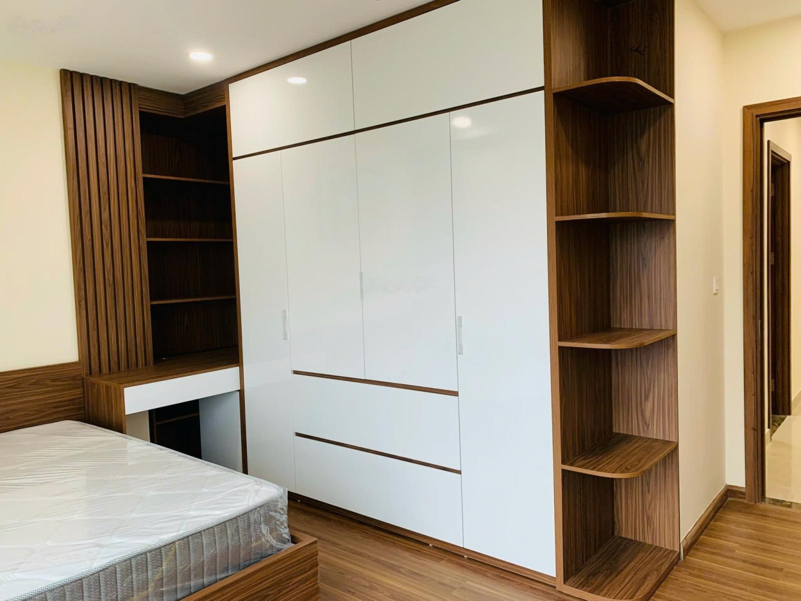 Cực Hot!! Bán căn góc 3 ngủ 115m2 tại GoldenPark Tower giá 13,5 tỷ giao dịch luôn LH 0393686383