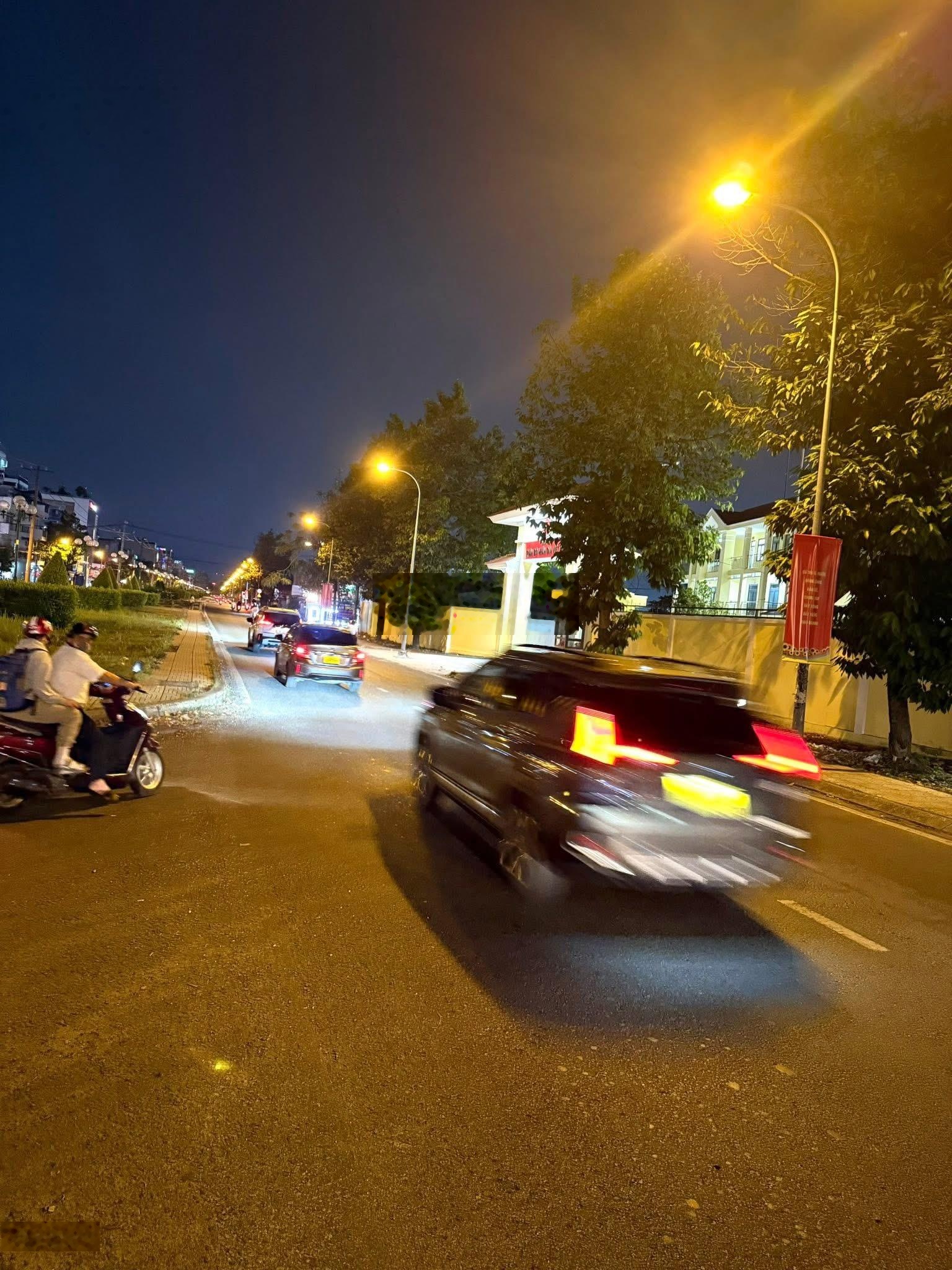 Kèo siêu thơm nhà mặt tiền đường 30m 243 tân sơn p.15 tân bình 4.03x11.5m cn 45.3m