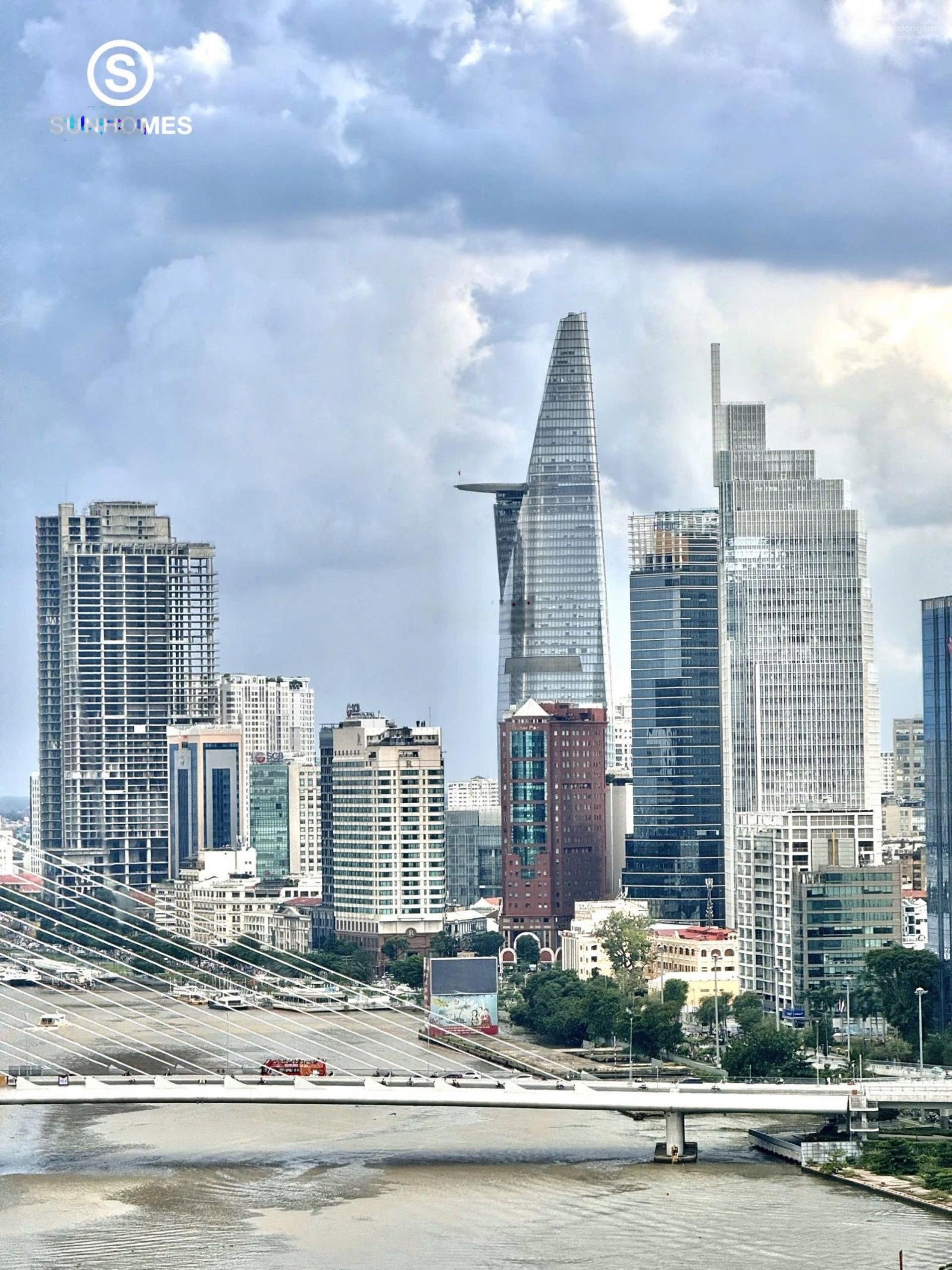 Cho thuê căn hộ 2 pn vinhomes golden river ba son 70m2 nội thất sang trọng view Bitexco thoáng mát