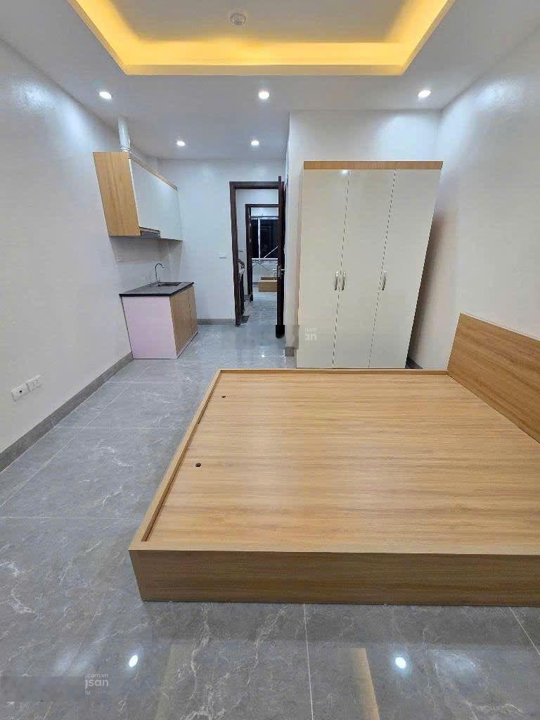 Ngất ngây! CHDV 7 tầng x 60m, hai mặt ngõ, hàng xóm Royal City , ba bước ra phố ô tô tránh, 16.5 tỷ