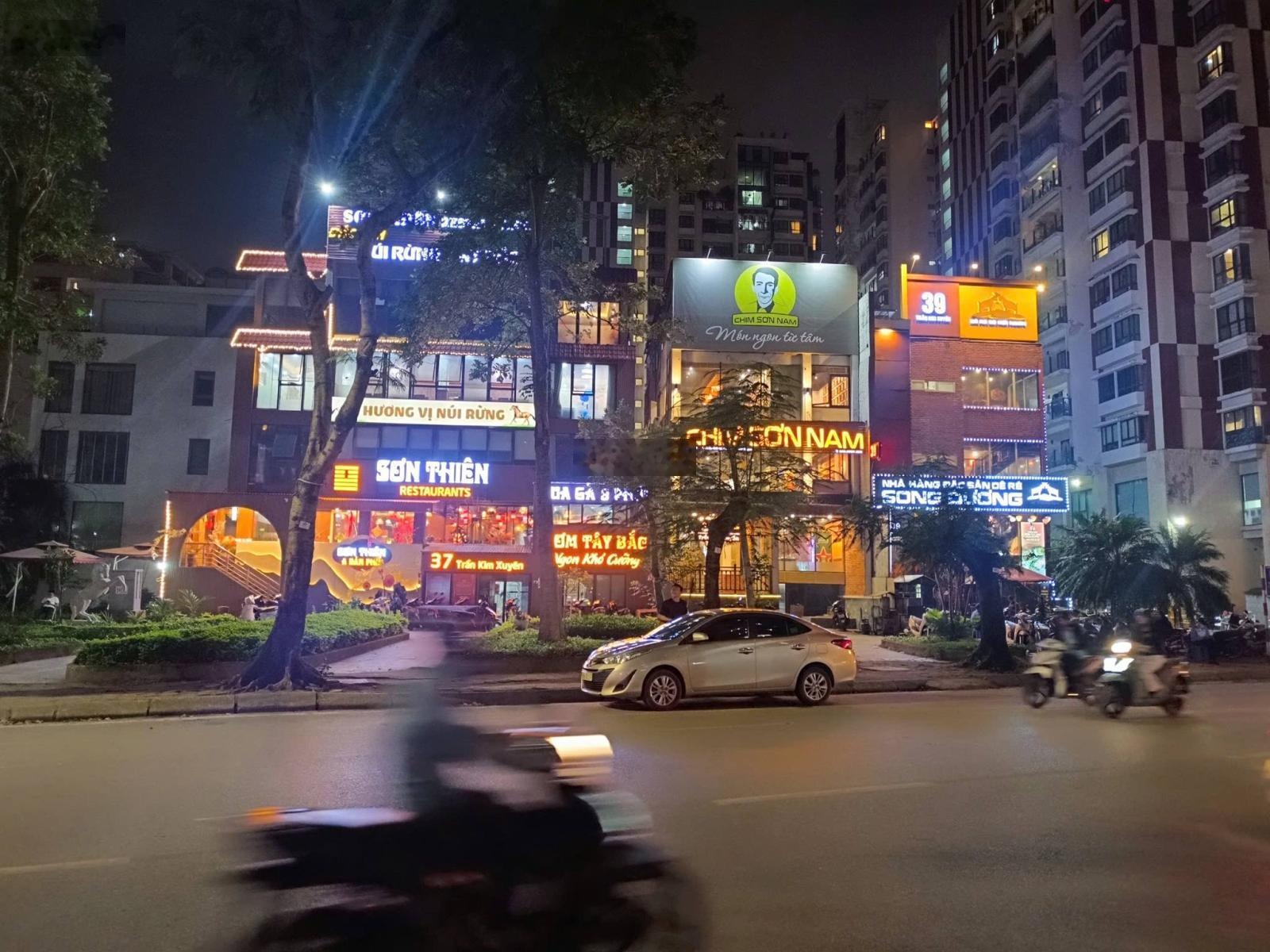 Siêu HIẾM Biệt thự Mặt PHỐ TRẦN KIM XUYẾN, Cầu Giấy Mặt tiền 8.8m dt 152m2 ĐẲNG CẤP VÔ CÙNG