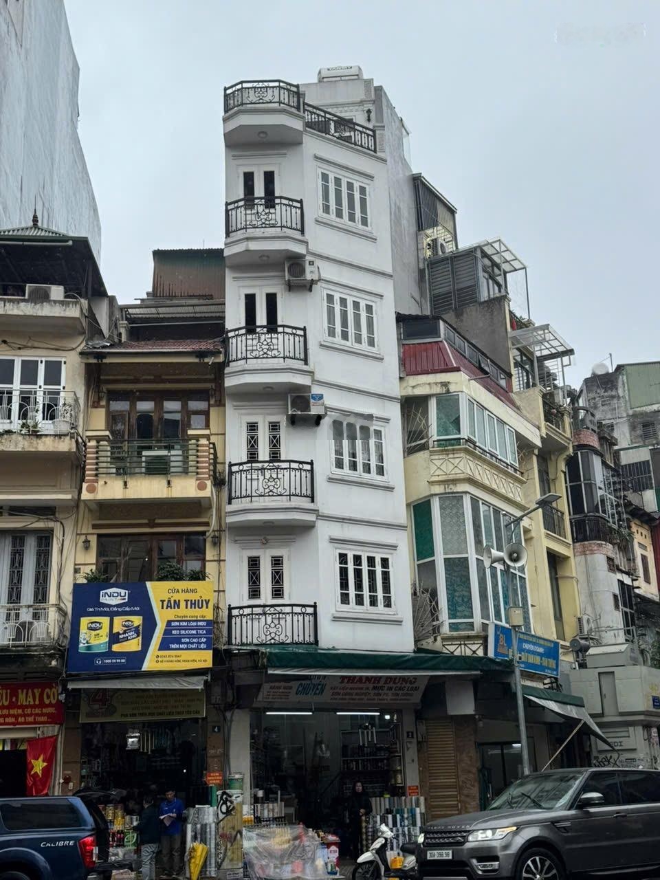 Cho thuê nhà mặt phố tại Số 2, Hàng Hòm, 150 triệu, 45 m2, đẹp, nhiều tiện ích