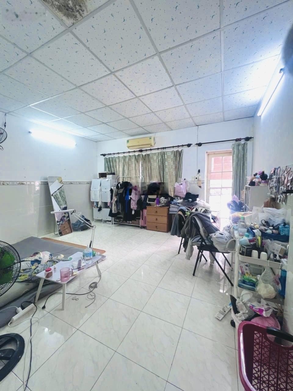 Nhà 4.35 tỷ Tân Phú Hẻm ba gác Ngay ĐH Công Thương