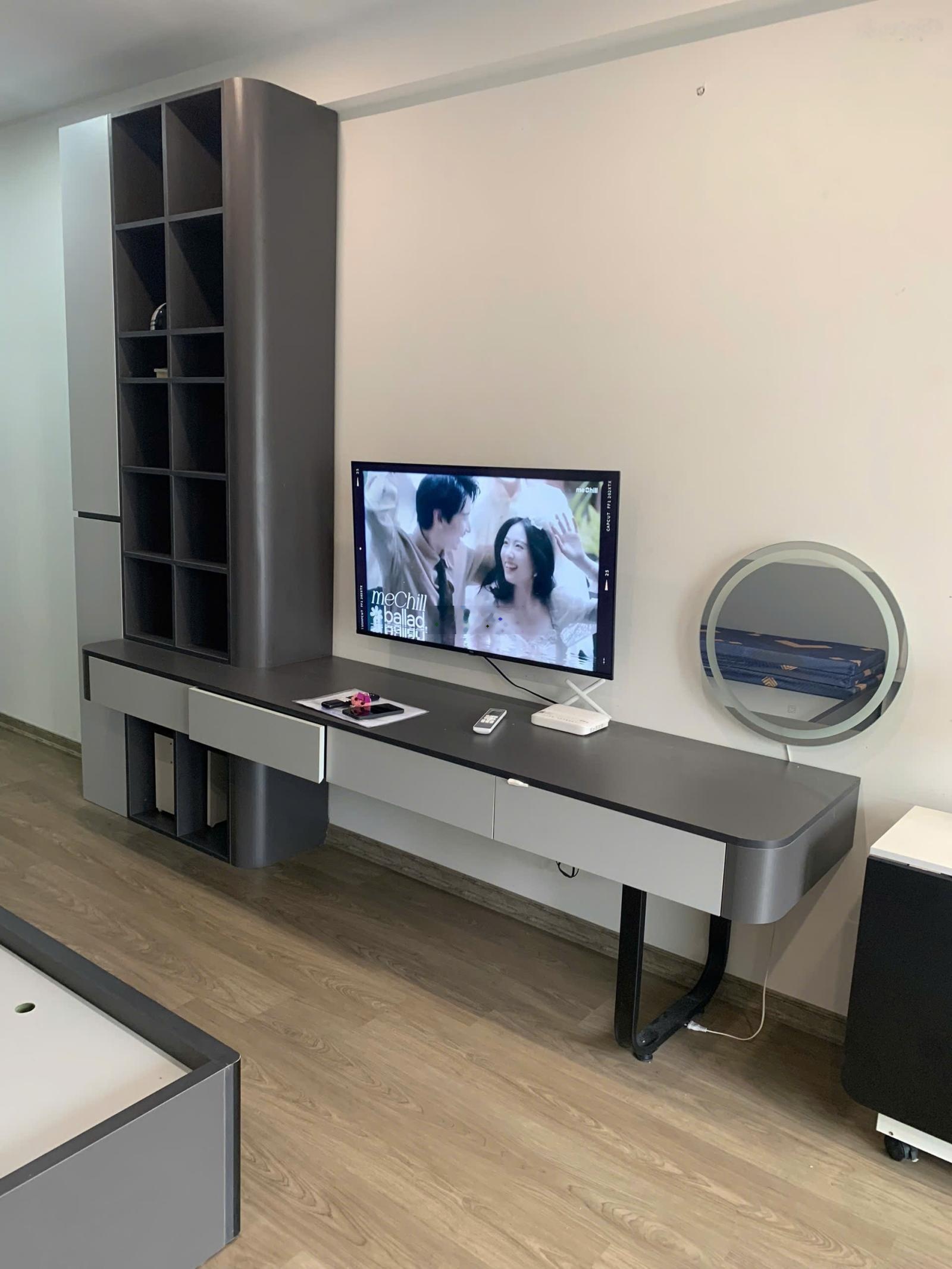 Gấp!!! cho thuê căn 1 ngủ đủ hết đồ sịn có trần thạch cao sàn gỗ, ở luôn nhé.