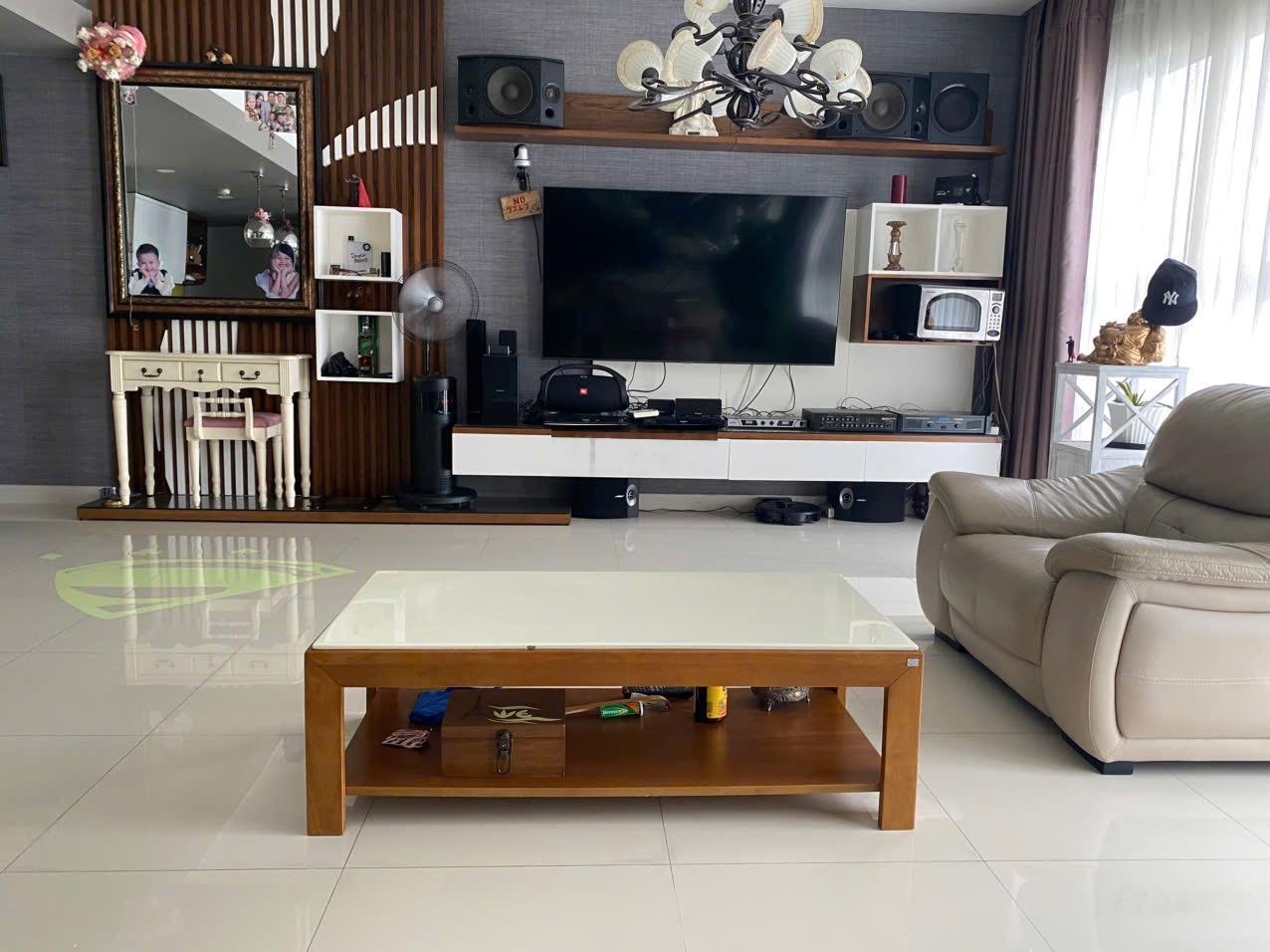 Cho thuê căn hộ Happy Valley Phú Mỹ Hưng Block E, Lầu 5 115m 3PN 32 triệu/tháng (~1.231 USD)