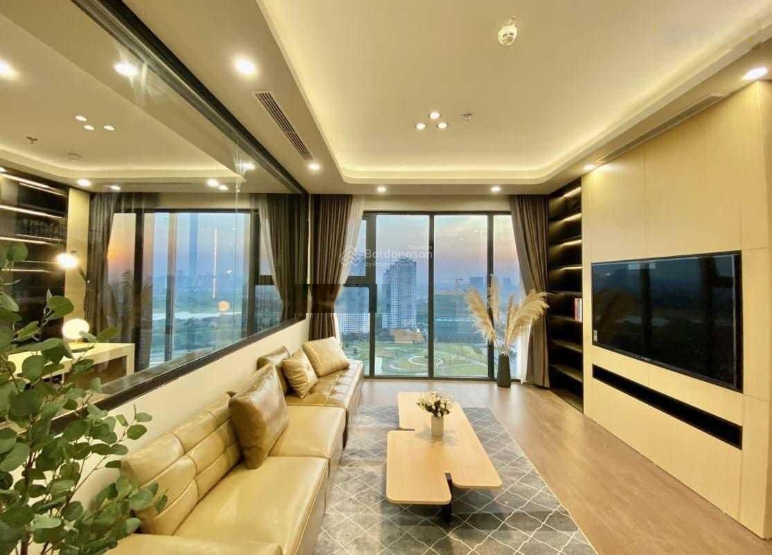 Cho thuê căn hộ cao cấp Sun Grand City, 69B Thuỵ Khuê, 120m2, 3PN, view Hồ Tây