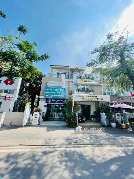 Hàng hiếm nhà mặt tiền Liên Phường Quận 9, ngang 5m, ngay vòng xoay - sổ hồng, chính chủ bán