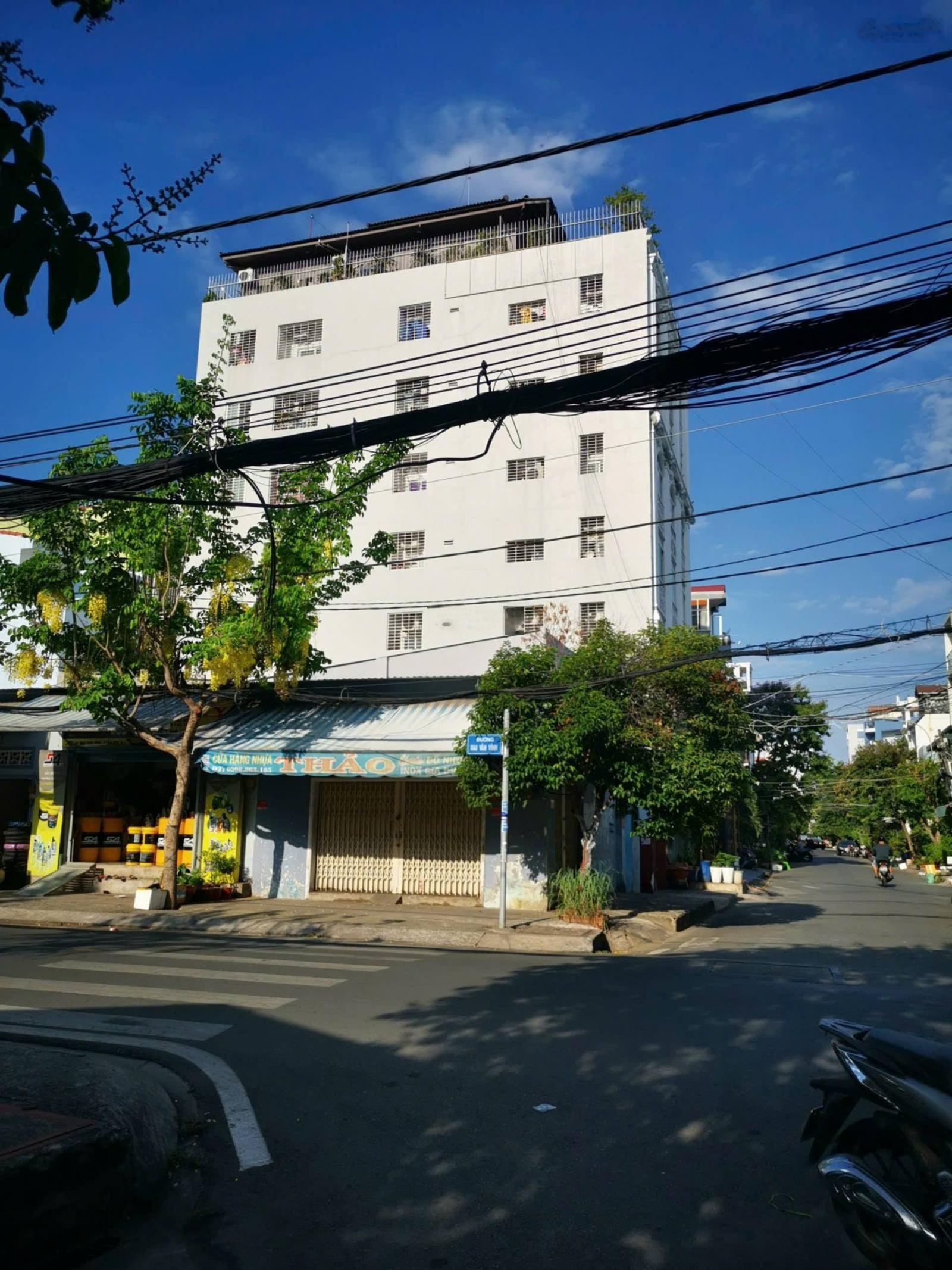 Bán tòa nhà CHDV dòng thu: 6.4%/năm đường Lâm Văn Bền 8x25m có 45 phòng giá: 45 tỷ