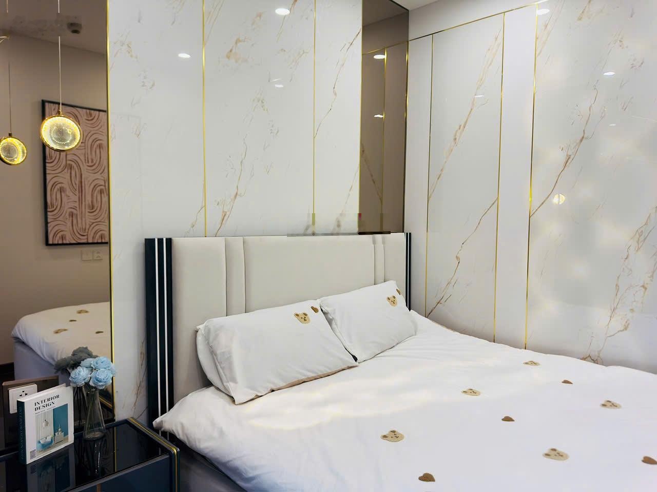 Duy nhất căn 2N, 60m2 tại Masteri, view công viên, full nội thất cao cấp giá rẻ nhất OCP