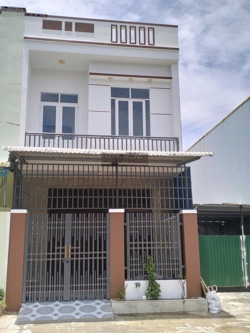 Cho thuê nhà mặt tiền đường số 6E khu dân cư Sơn Tịnh (577), diện tích 5x20, 2 tầng, 3 pn, 2 vs