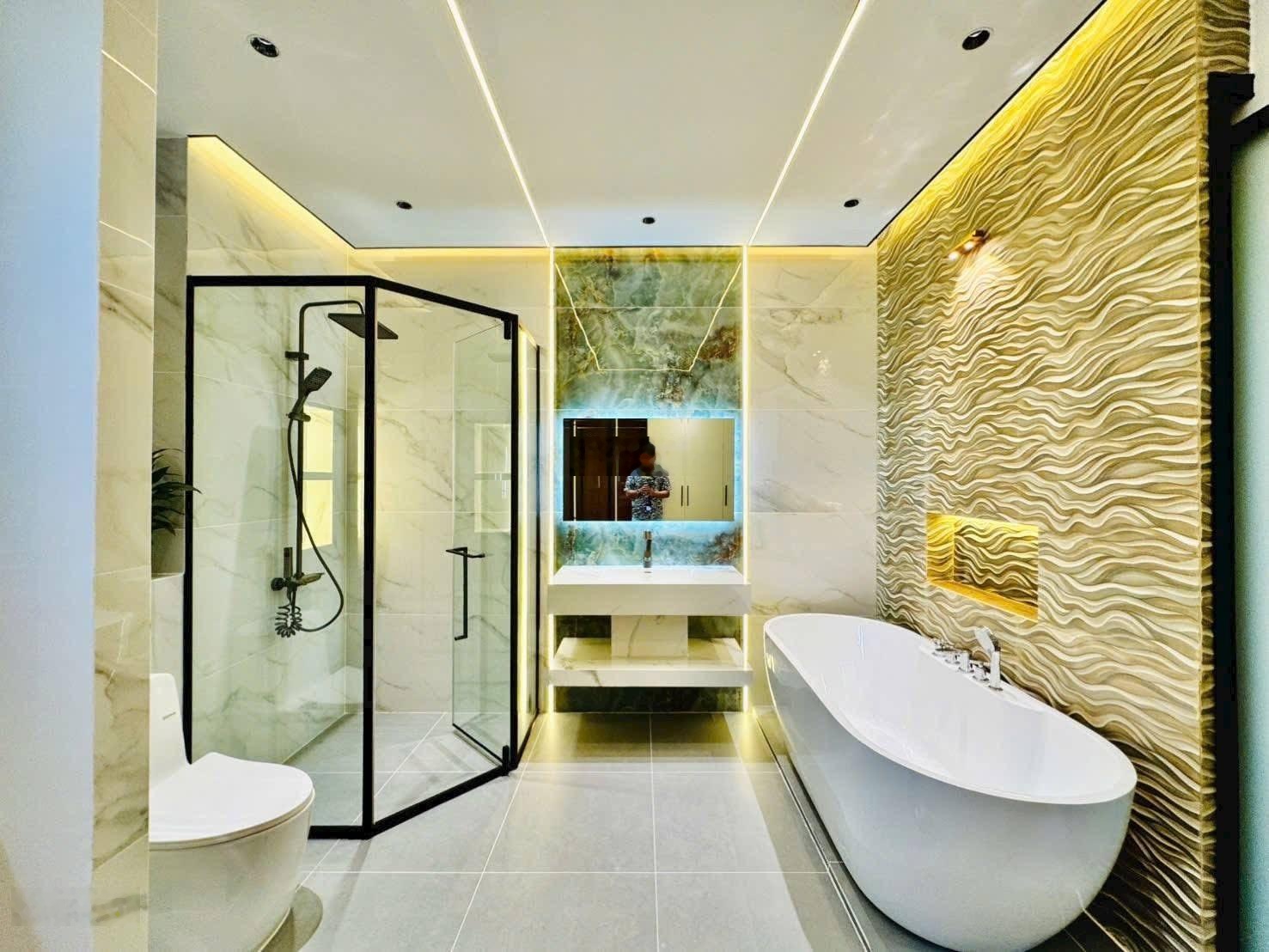 2,35 TỶ 1 Căn duy nhất đường Trần Cao Vân, Phú Nhuận nhỉnh 2 đồng - hẻm xe hơi - Nhà xây mới