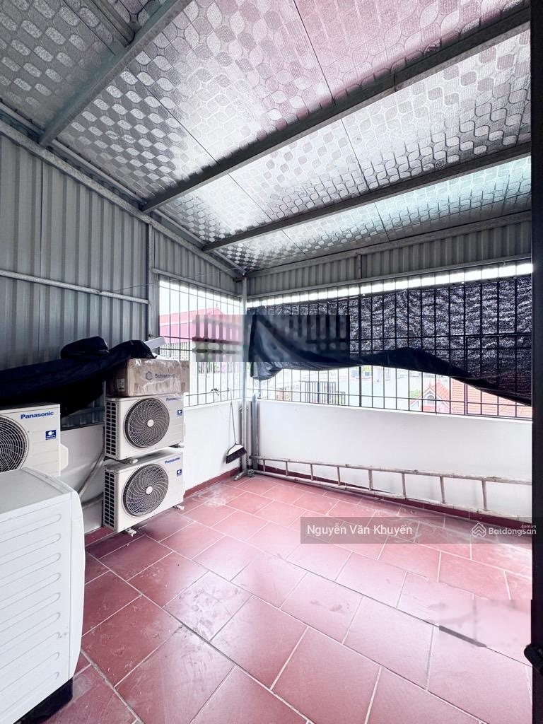 Bán nhà Hoa Lâm, Long Biên - 42 x 5 tầng - ngõ thông 3.5m - full nội thất - giá 8,6 tỷ