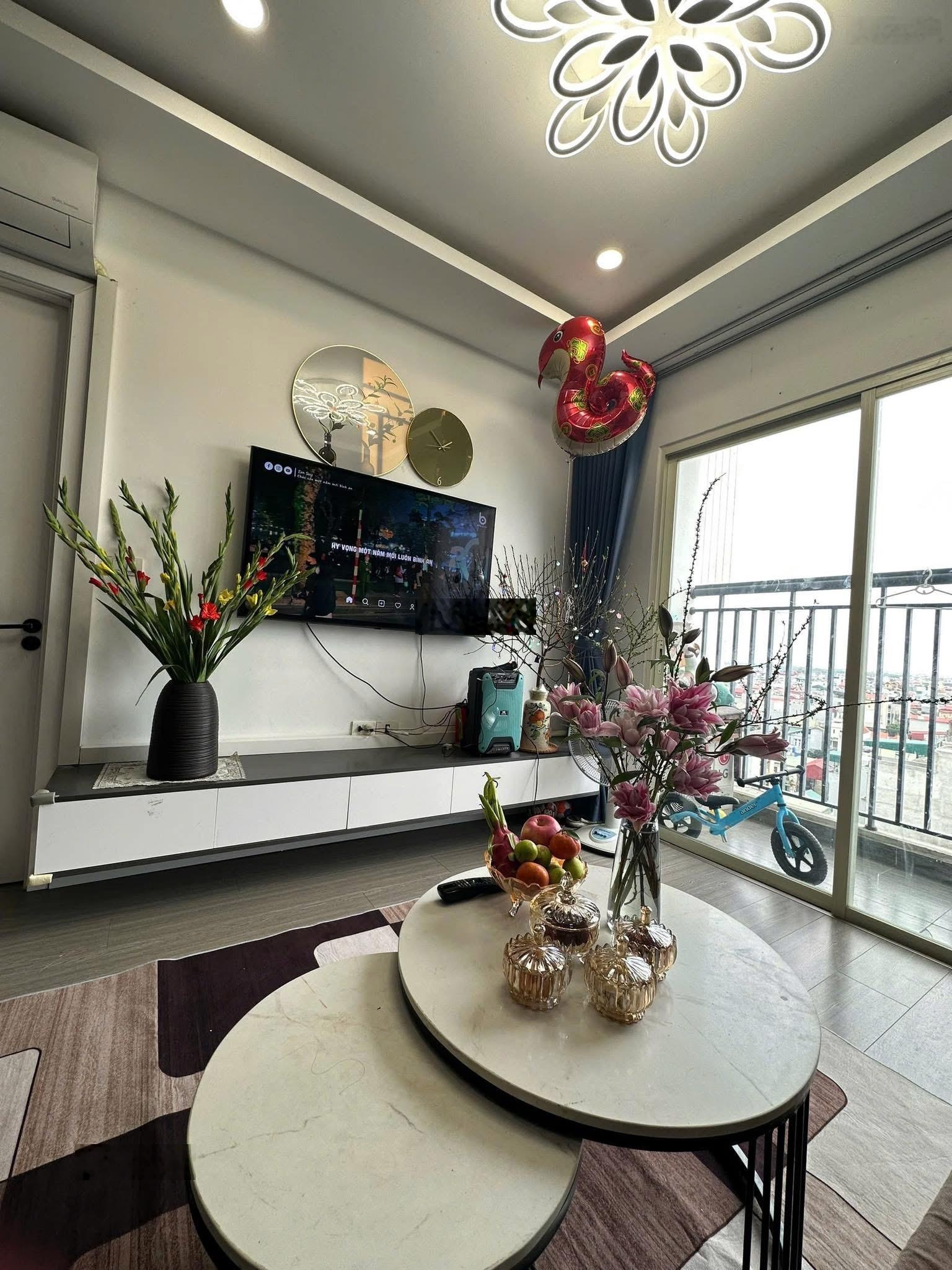 Gia đình bán căn 2 ngủ 2 vệ sinh chung cư Ecohome Phúc Lợi. 68m2. Để lại nội thất. LH: 0981716196