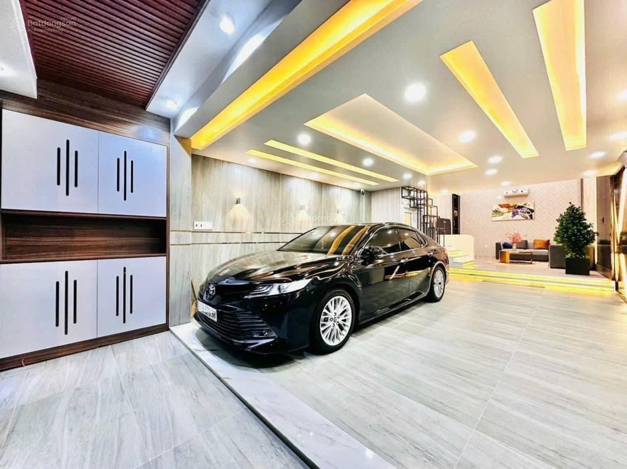 Bán giá hời NR Phạm Văn Chiêu, 71m2, 4PN, 5WC, mới, view đẹp