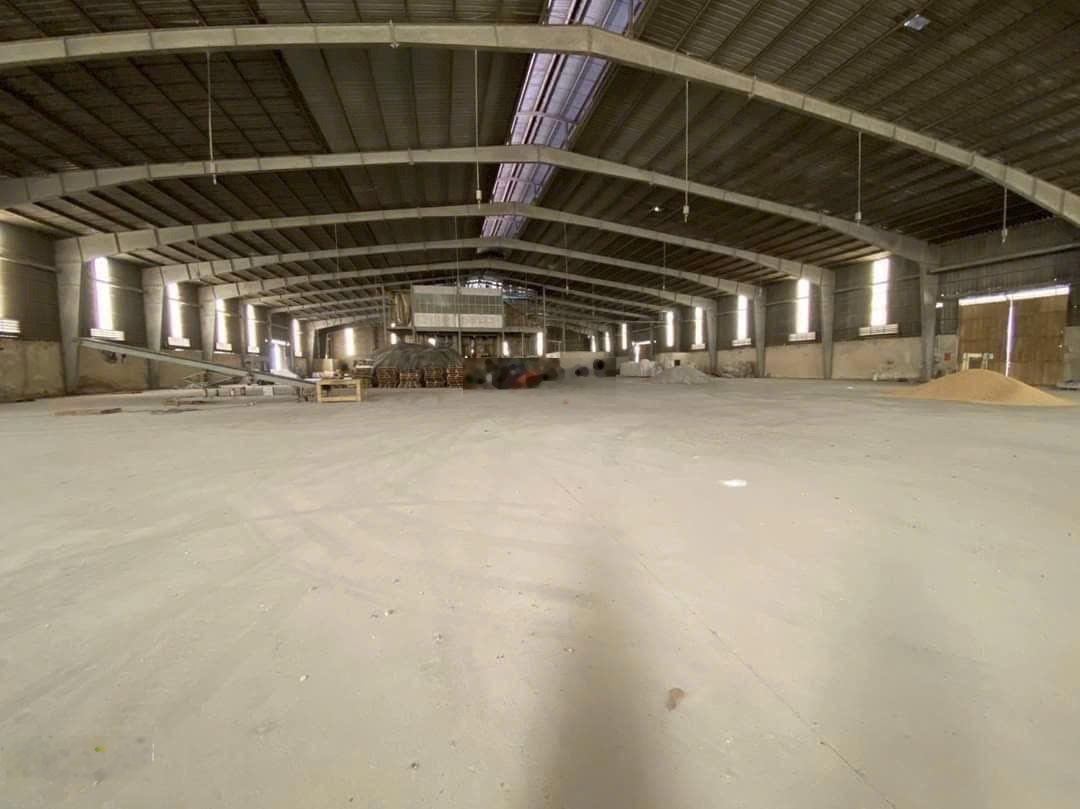 Cần bán nhà xưởng mặt tiền đường Võ Văn Bích 26000m2 giá 157 tỷ TL