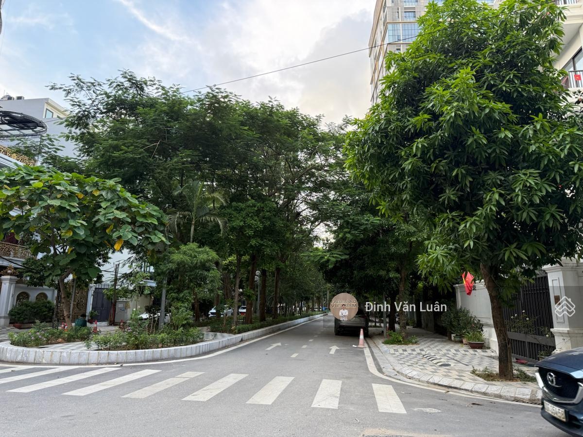 Biệt thự vườn đào quỹ đất siêu hiếm hồ tây giá trị trường tồn