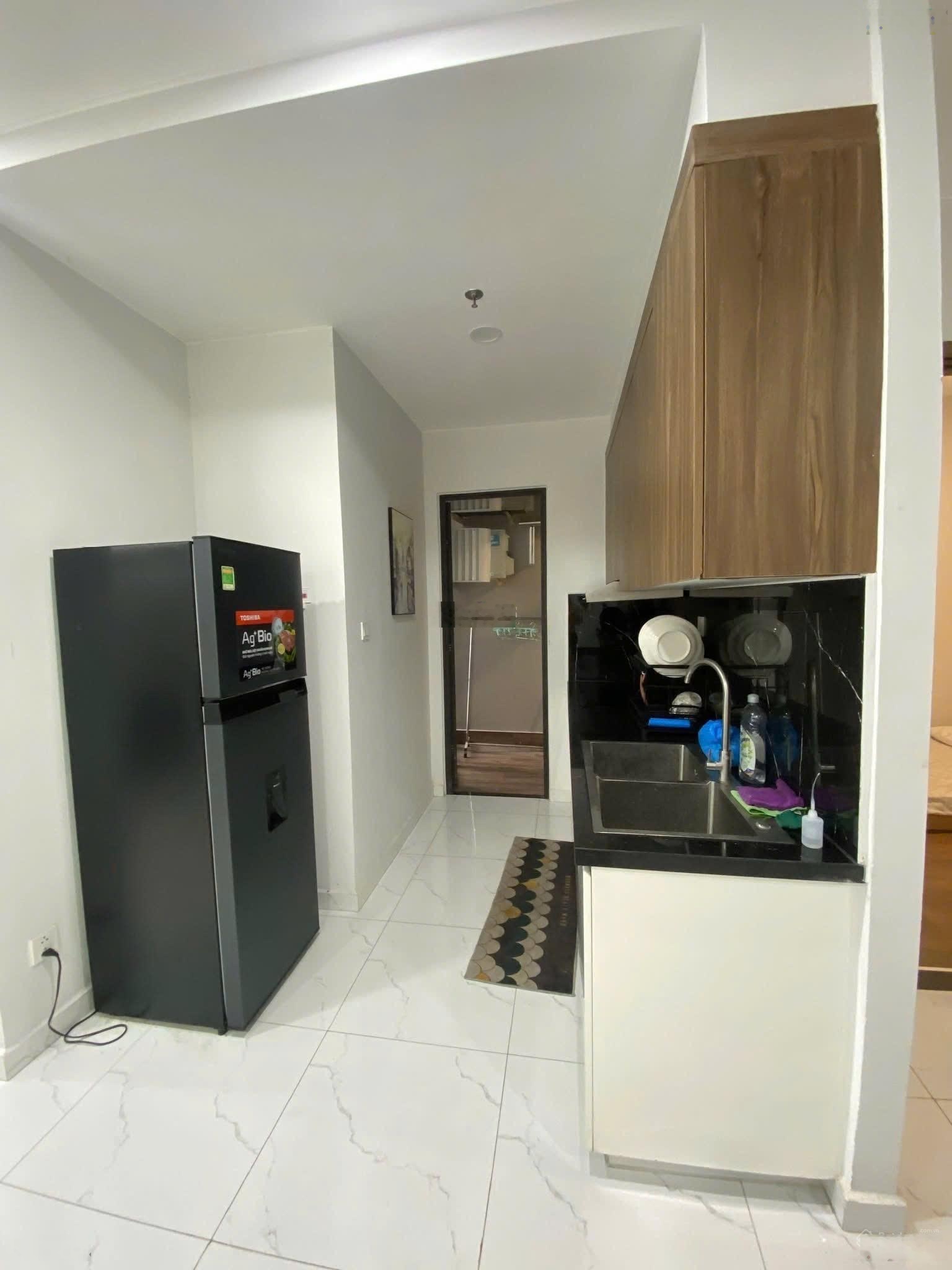 Opal Skyline cho thuê căn 2PN, giá 5tr tháng