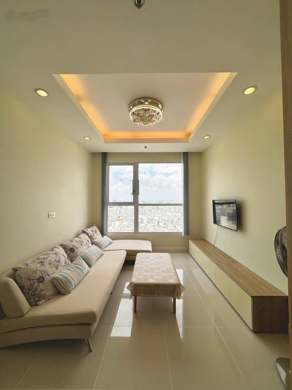 Căn hộ 70m2 tầng đẹp, gần Metro, sổ hồng sẵn sàng trao tay