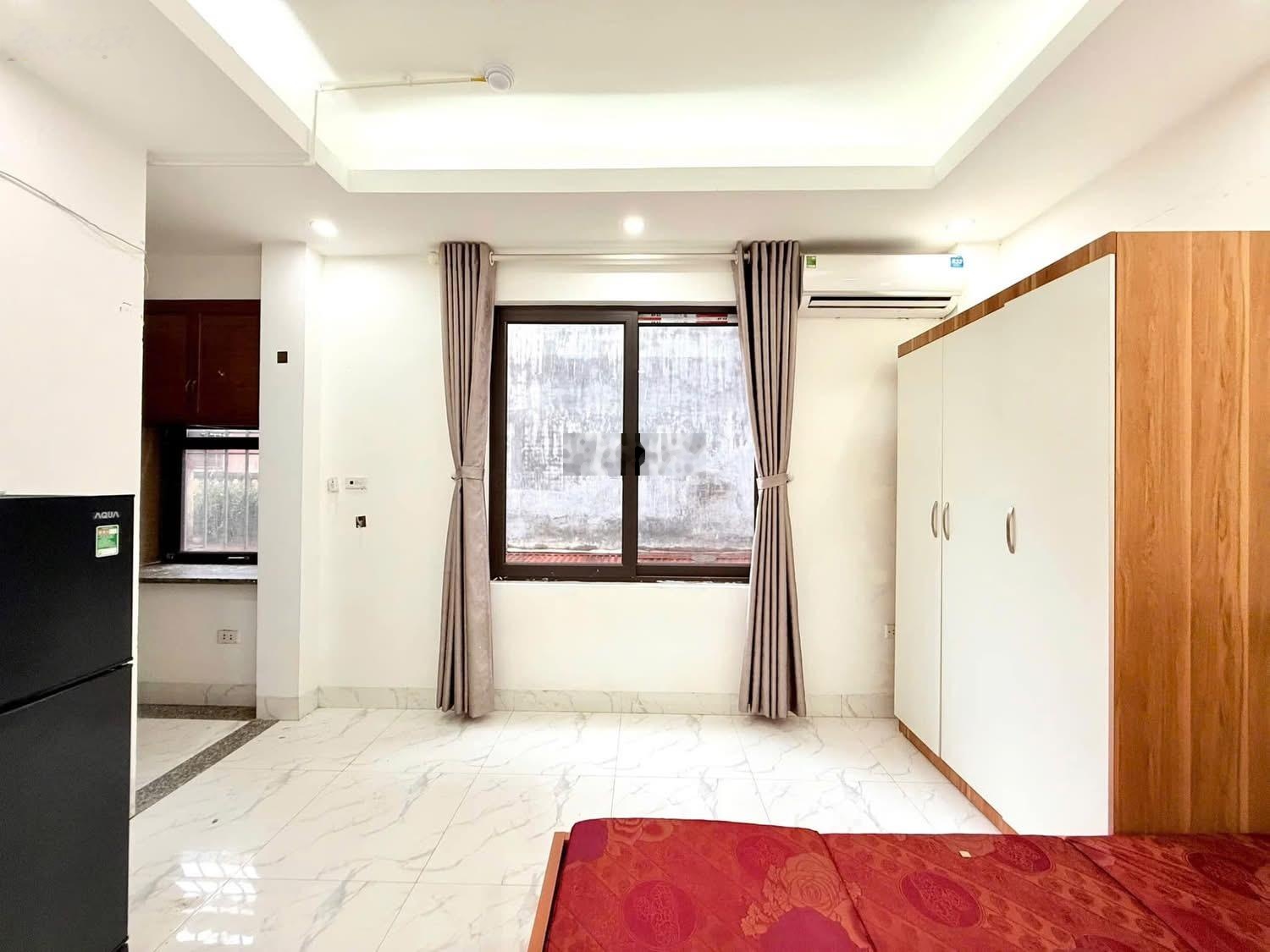 Toà căn hộ dịch vụ TT Ba Đình trục Kim Mã Giang Văn Minh 11 phòng khép kín MT bề thế dòng tiền ổn