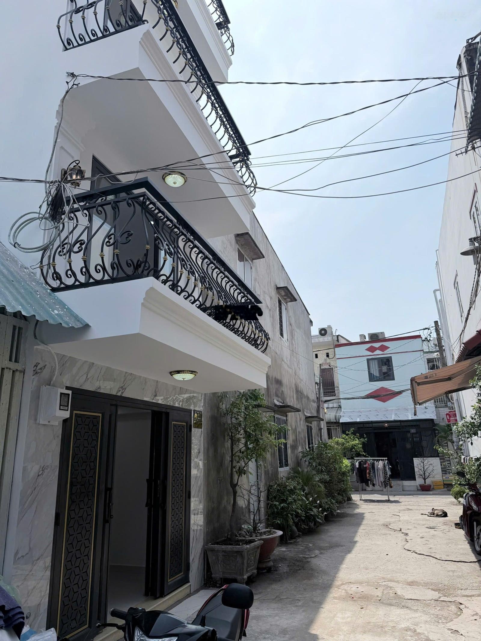 Siêu phẩm xây mới - 4 tầng - 3PN - hẻm xe hơi 6m - giá 3.199tỷ - Tỉnh lộ 10 - Trương Phước Phan