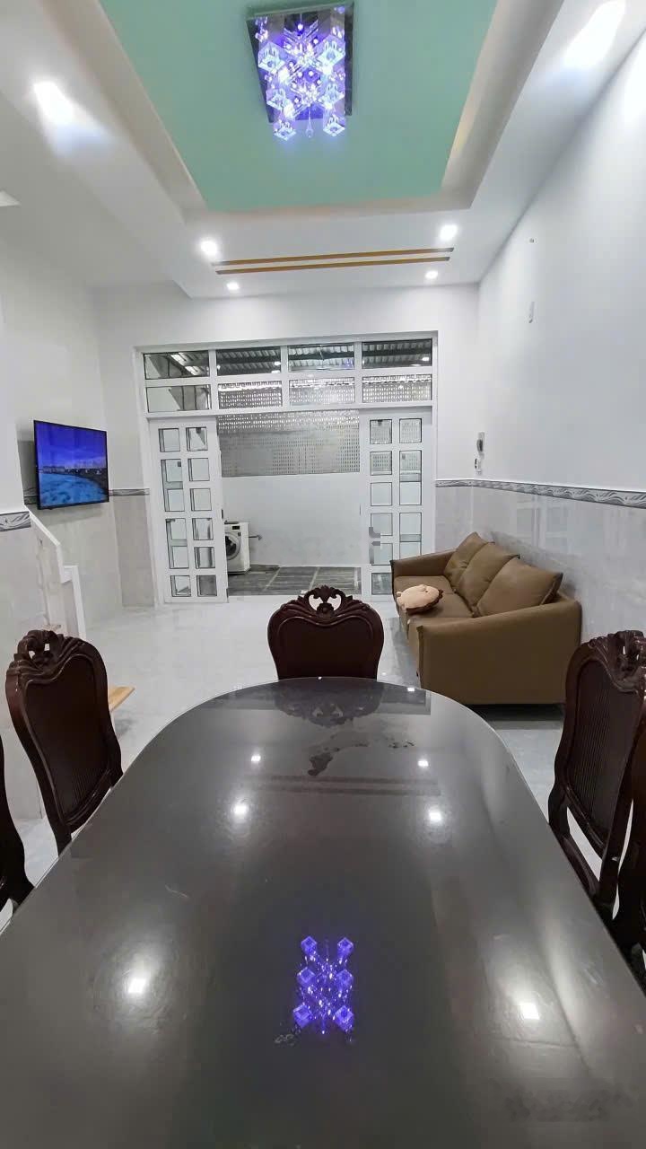 Bán nhà trung tâm Nha Trang Lạc Long Quân - giá chỉ 3,25 tỷ