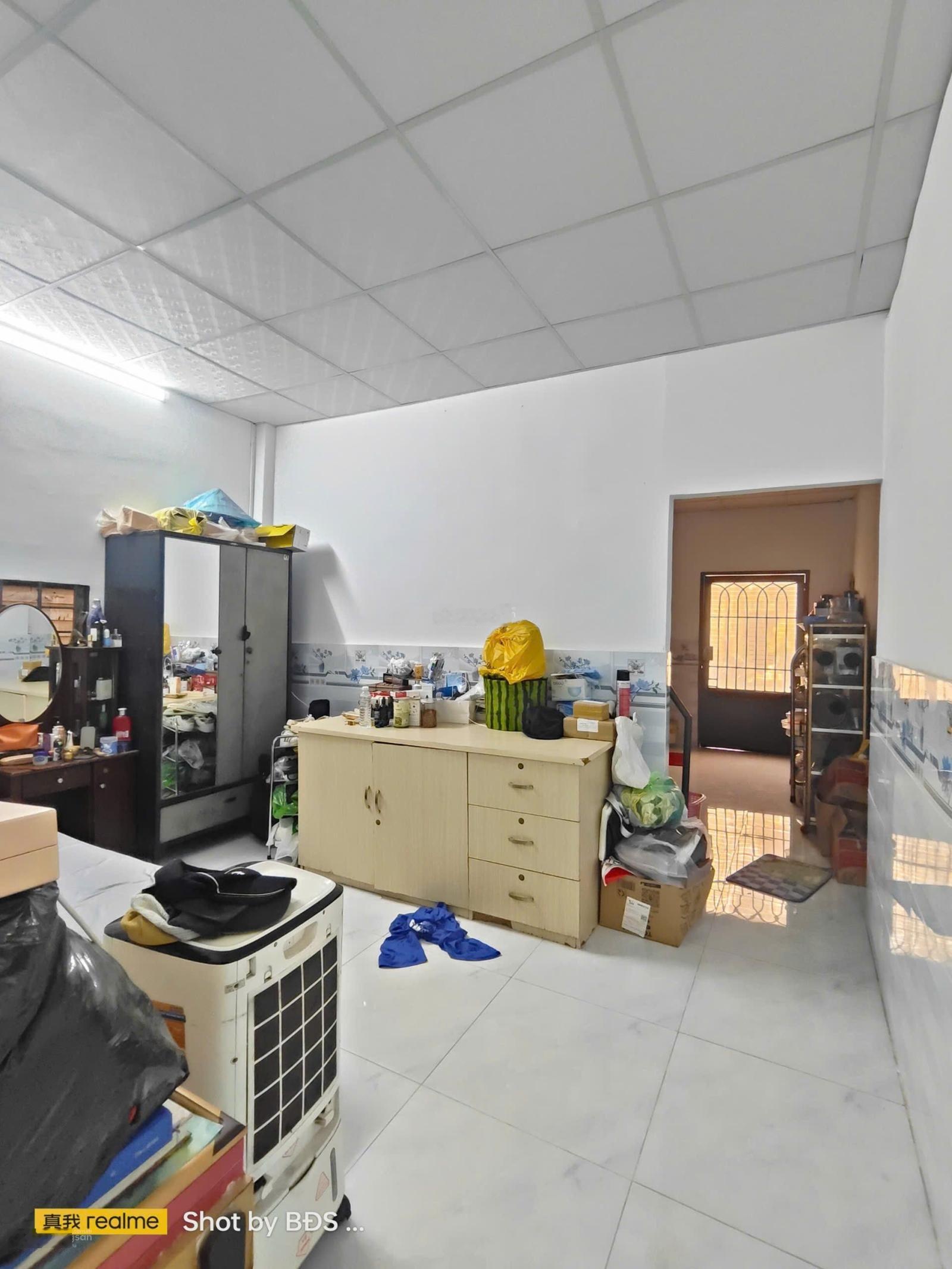 Bán nhà Đ16 HBC 72.6m2 có sân rộng 5ty3 TL