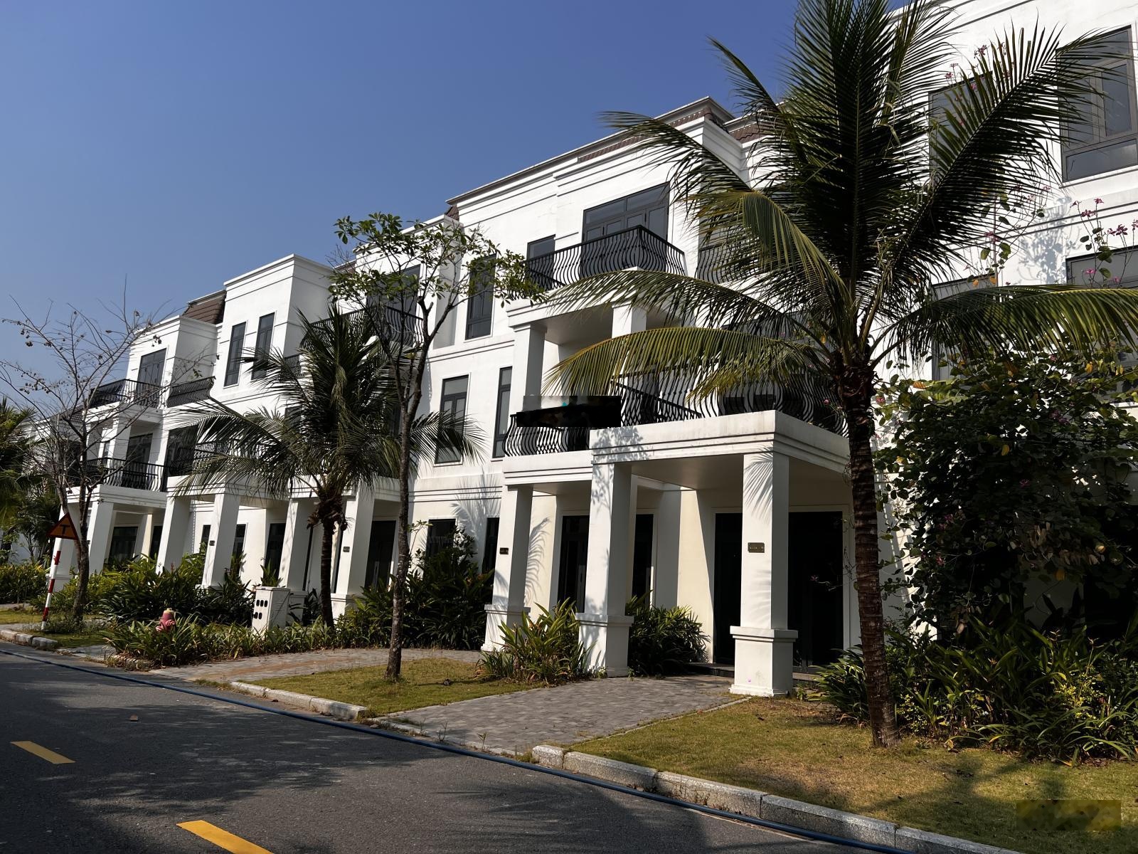 Chủ cắt lỗ căn 84m2 còn 2,65 tỷ Bán Gấp