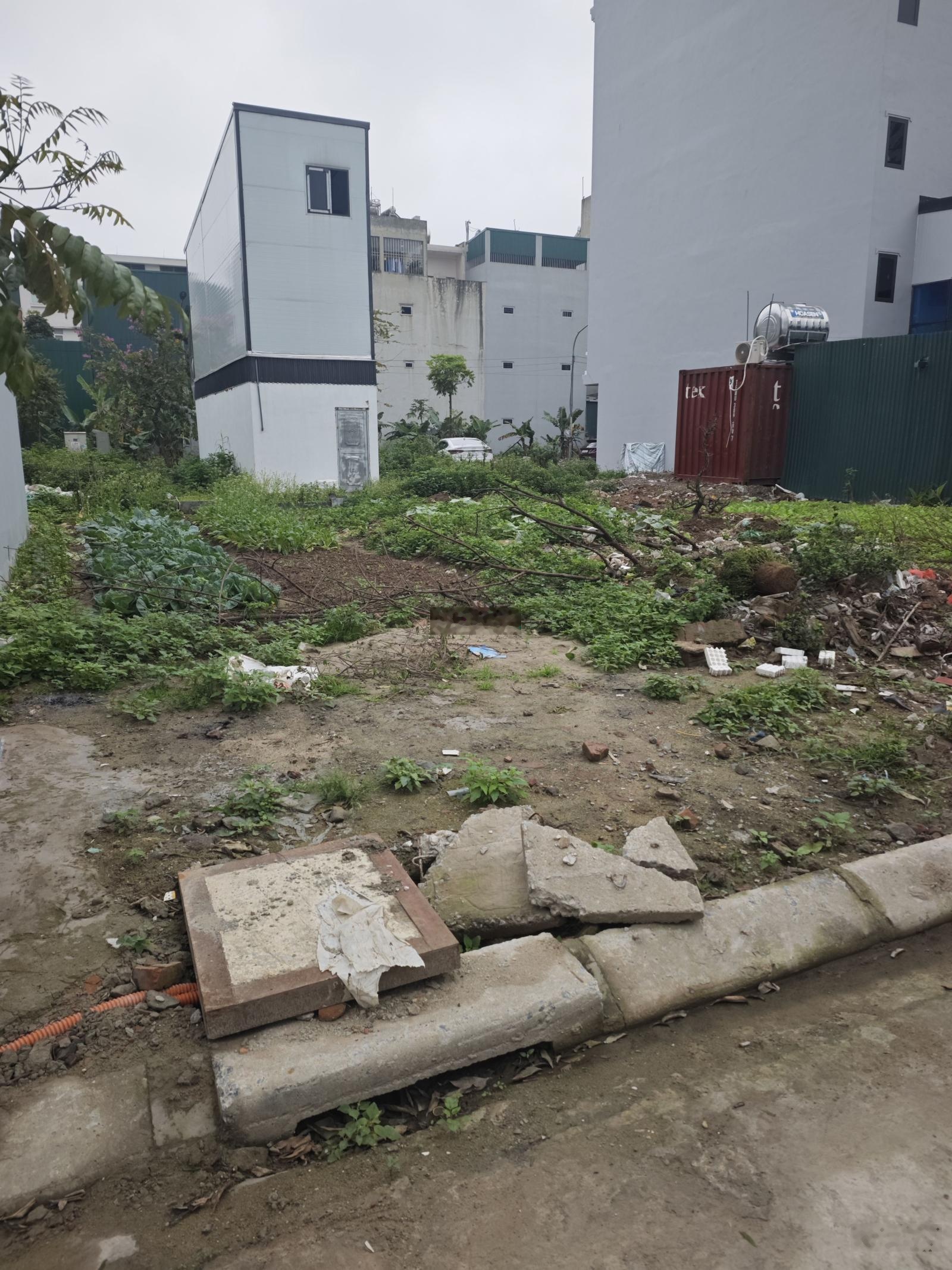 Bán mảnh đất đấu giá Tứ Hiệp, vỉa hè, kinh doanh, ô tô tránh, 73m2, giá 19.5 tỷ