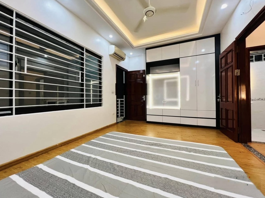 Trung tâm quận - tiện ích bạt ngàn - bán nhà Thanh Nhàn 40m - 4 tầng - giá 8.8 tỷ ( thượng lượng )