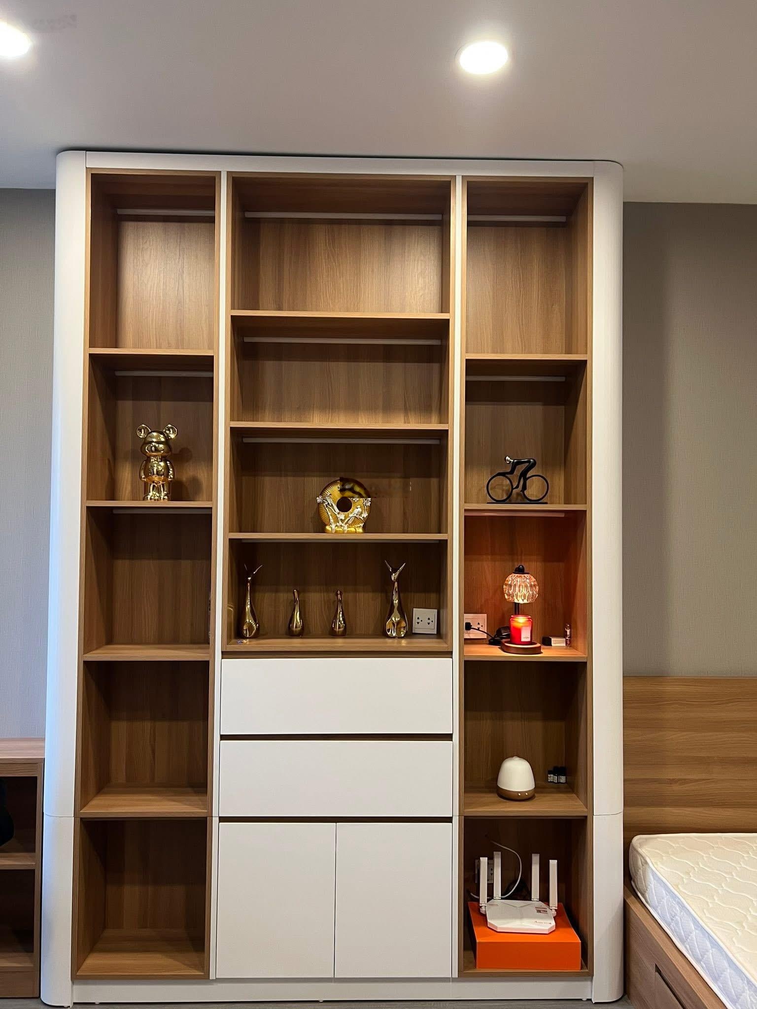 Chính chủ cần bán gấp căn duplex 3 phòng ngủ view hồ tại toà Haven Park Ecopark giá siêu tốt