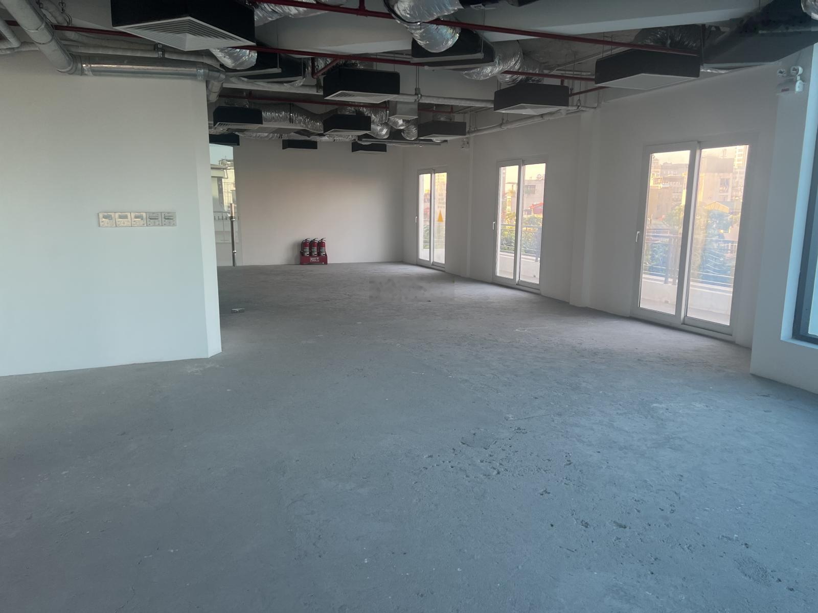 Cho thuê Văn phòng tại Trần Hưng Đạo, Q.Hoàn Kiếm, Hà Nội, giá cực chất 120 nghìn VND, 70m2